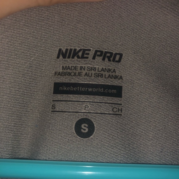Nike Pro pull over - Picture 3 of 5